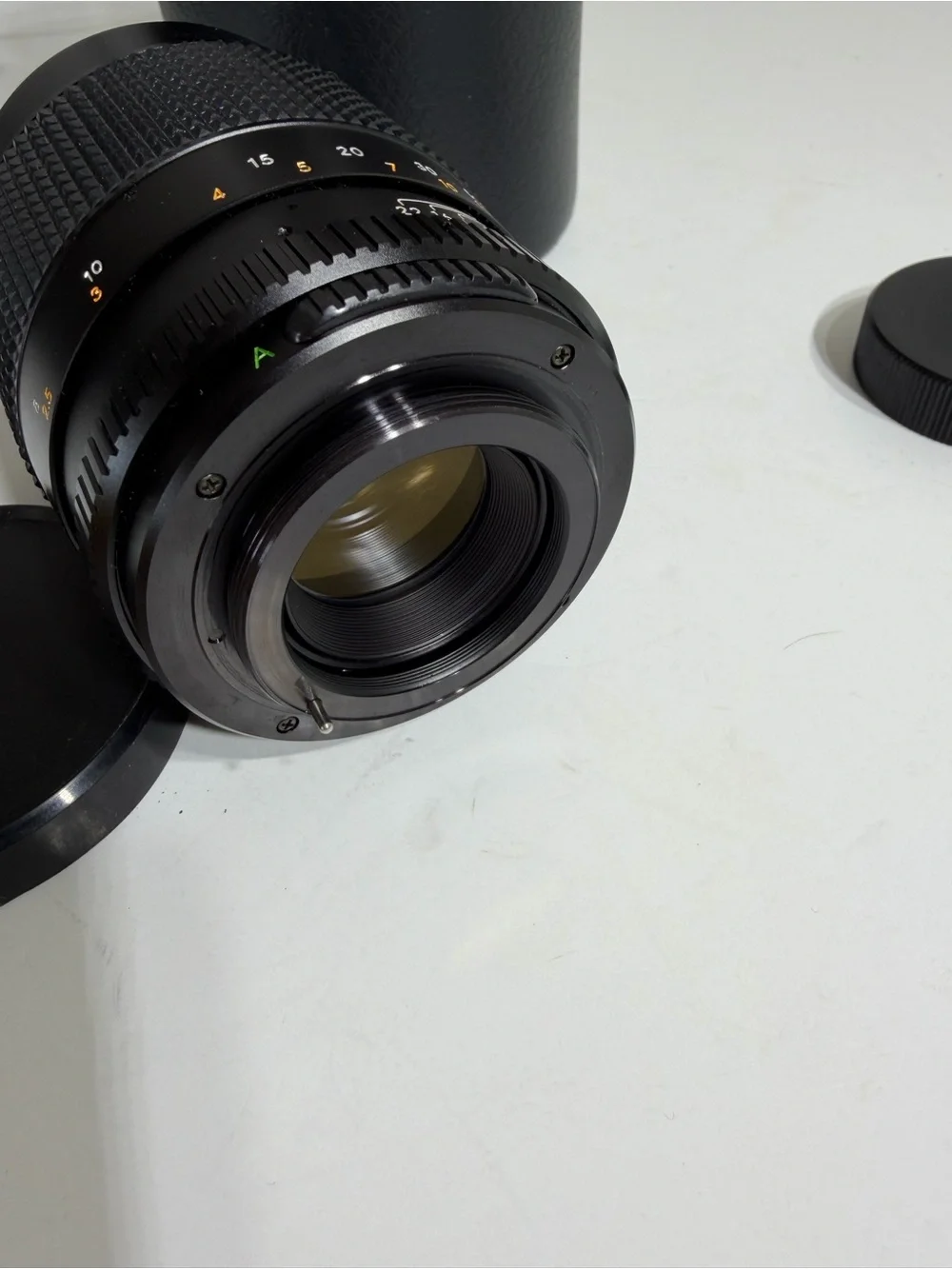 M42 Screw Mount Auto Chinon 135mm f/2.8 Standard Lens with Case
